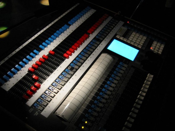 servis audiovizuální techniky